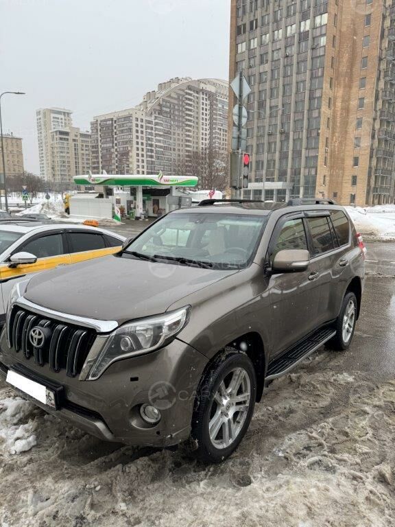 Toyota Land Cruiser Prado 2014