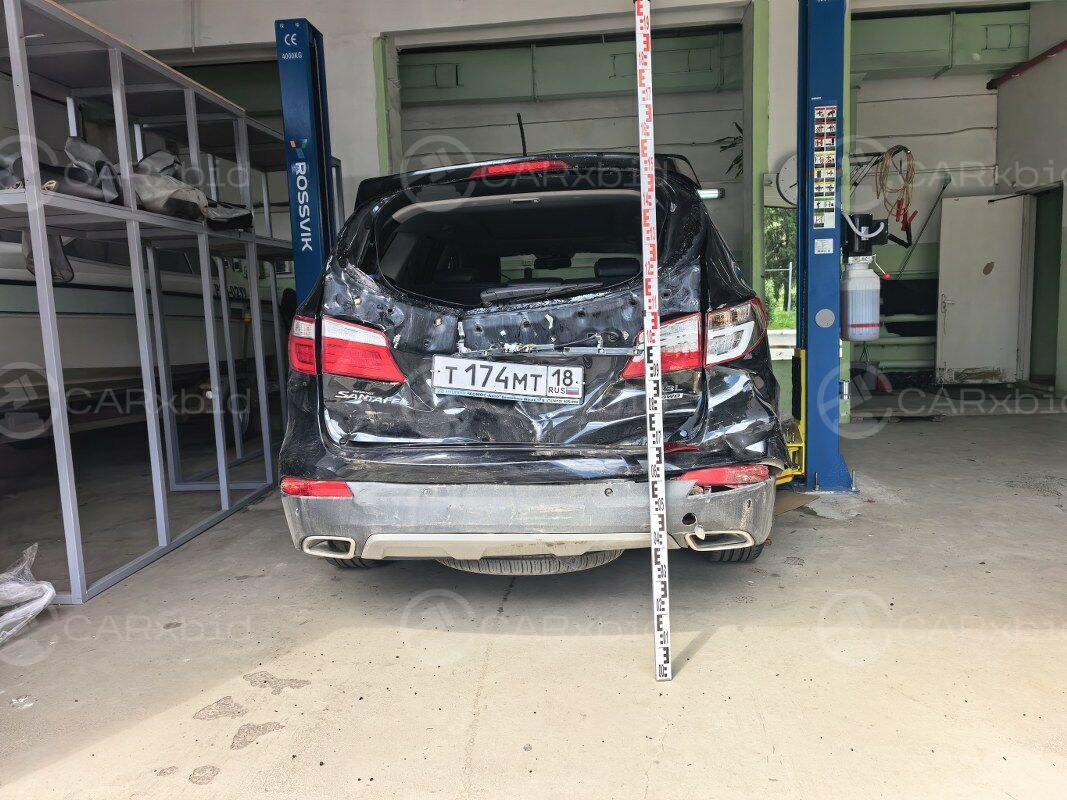 Hyundai Grand Santa Fe 2013