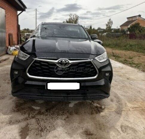 Toyota Highlander 2025