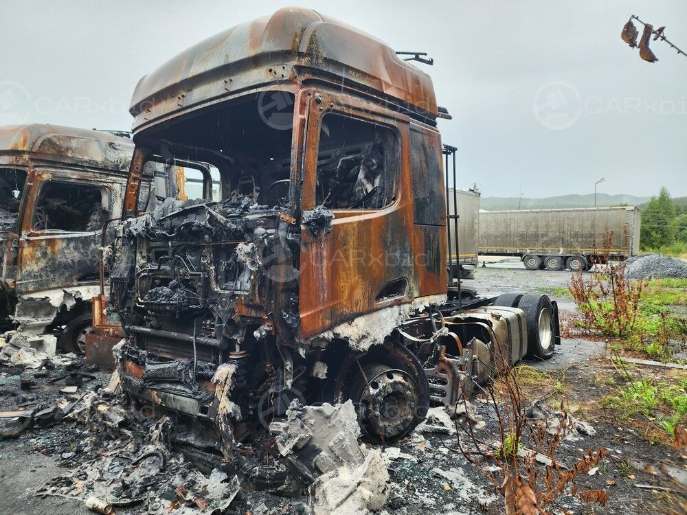 Shacman SX4188YY381 2023