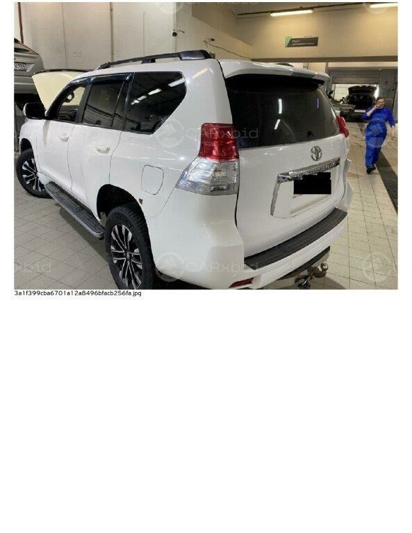 Toyota Land Cruiser Prado 2013