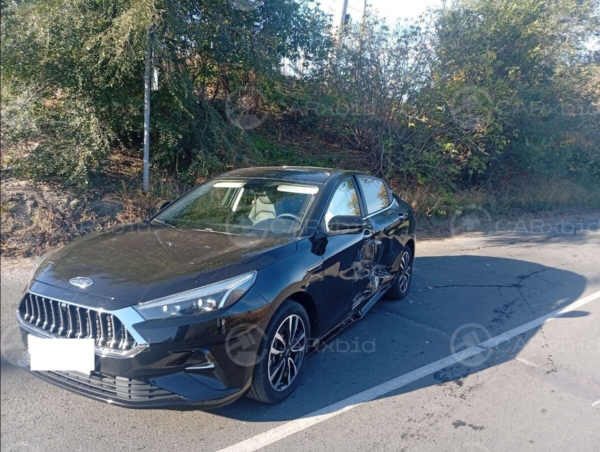JAC J7 (Binyue) 2023