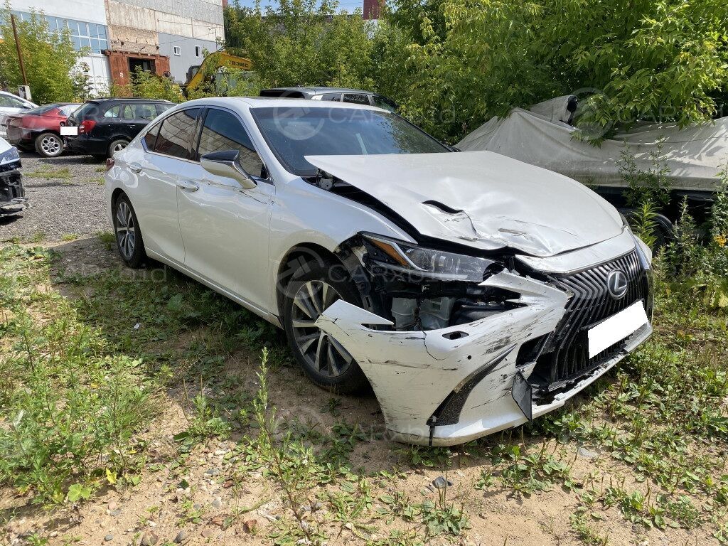 Lexus ES 2019